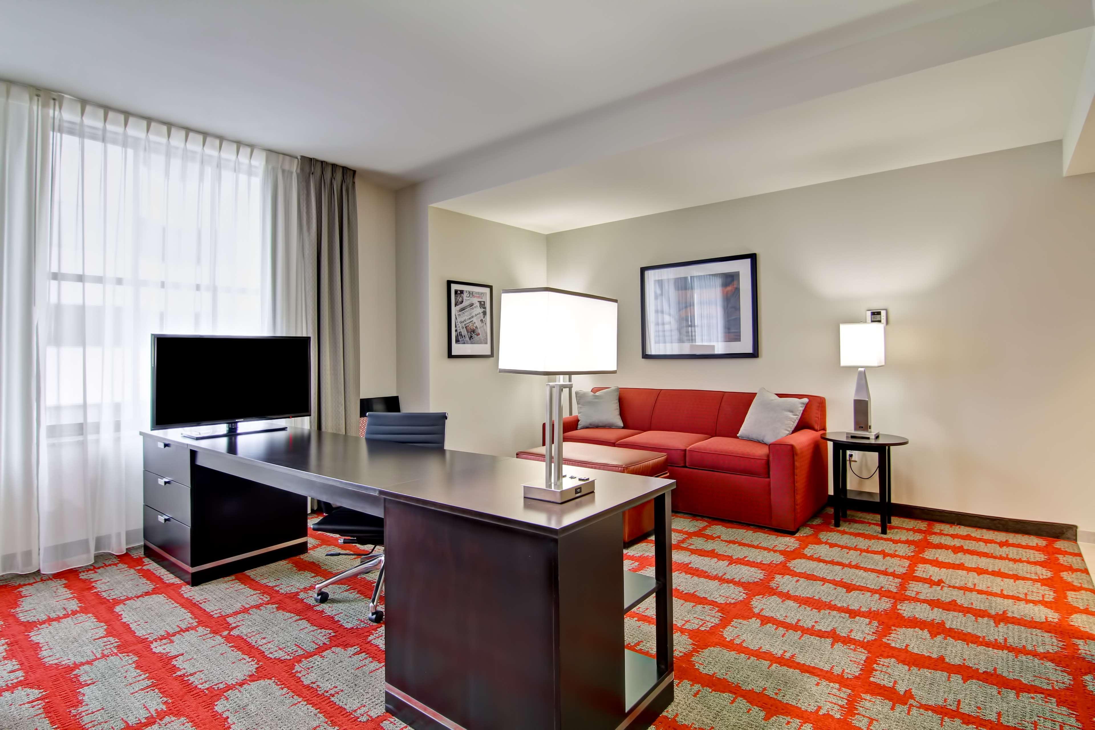 Hampton Inn And Suites Cincinnati - Downtown Exterior foto